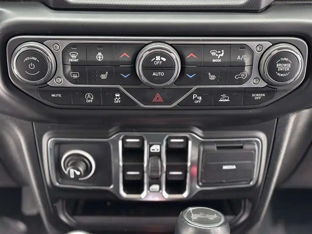 Jeep Wrangler 2023 2022 2.0T Highland 4-Door