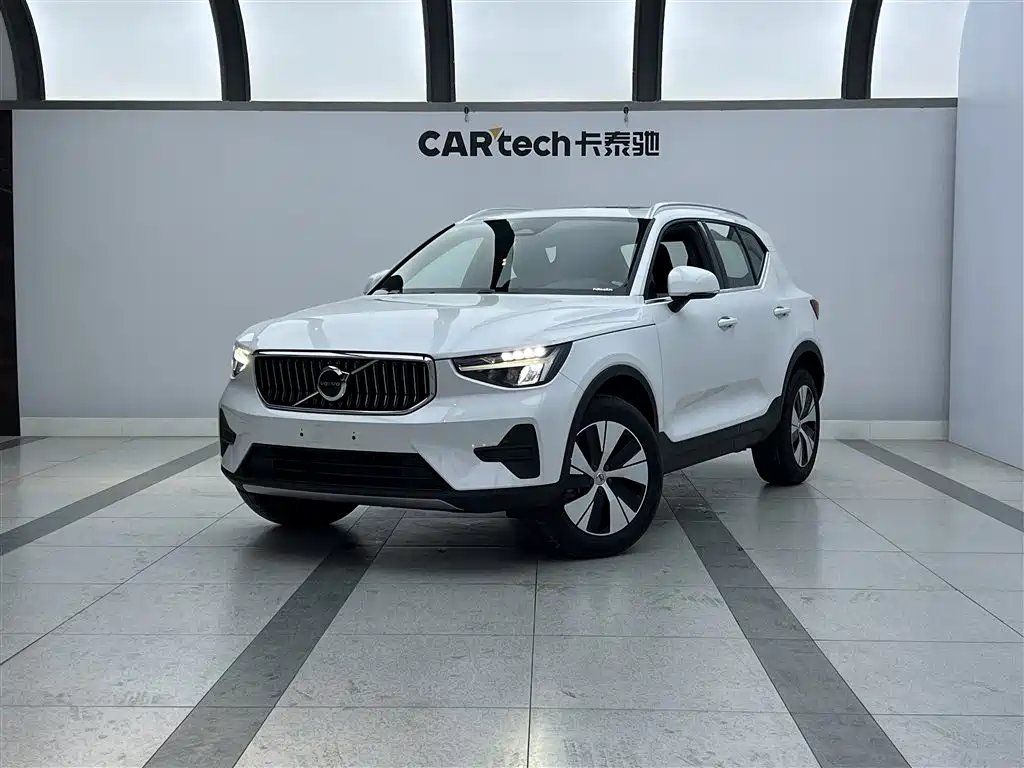 Volvo XC40 2026 2024 B3 Smart Elite Luxury Edition