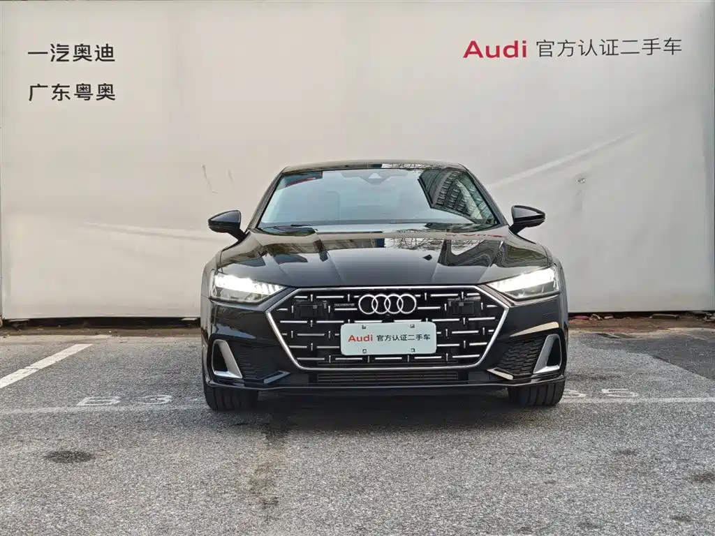 Audi A7L 2025 Model Year 45 TFSI quattro Premium фото 2