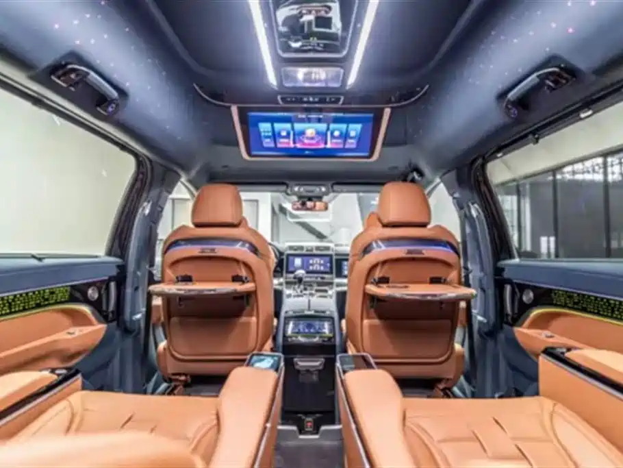 Toyota Granvia 2024 2.5L Hybrid Comfort фото 27