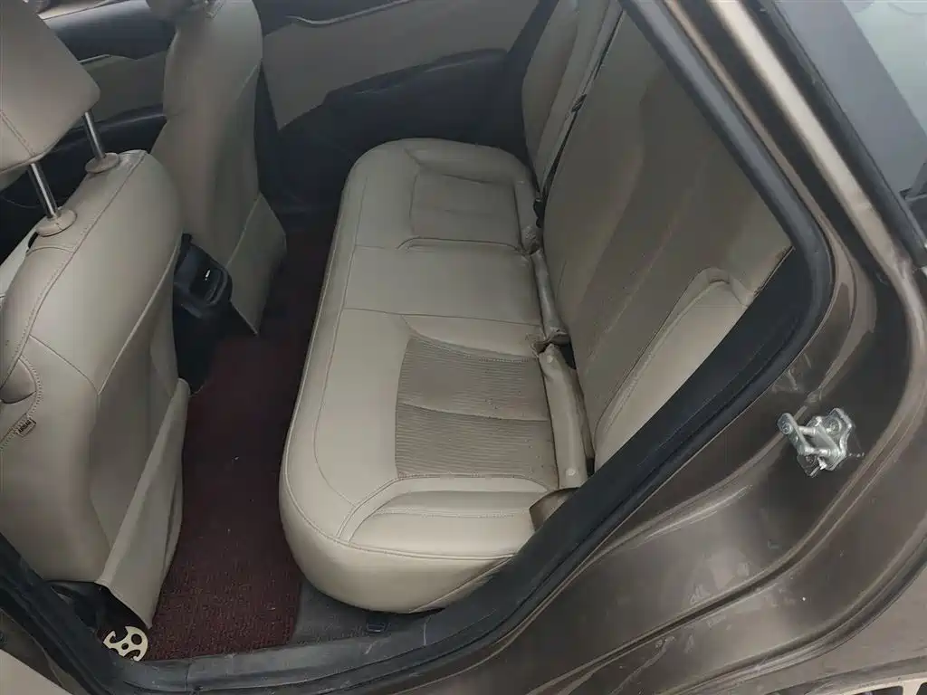 Buick Excelle 2017 18T Dual-Clutch Elite фото 17