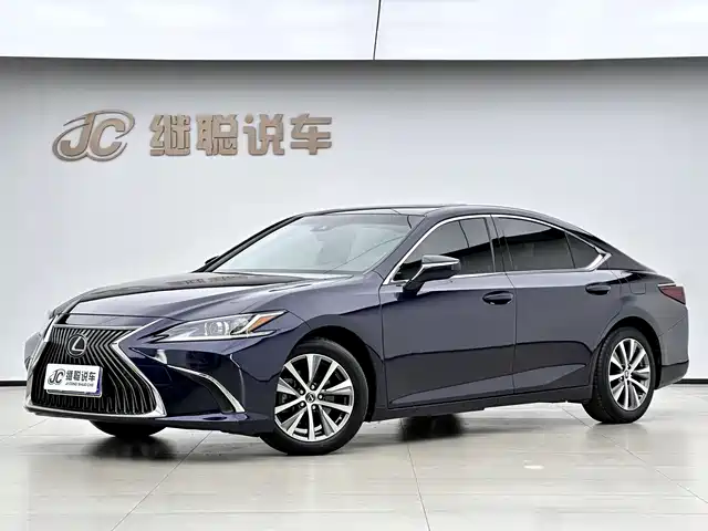 Lexus ES 200, Совершенство