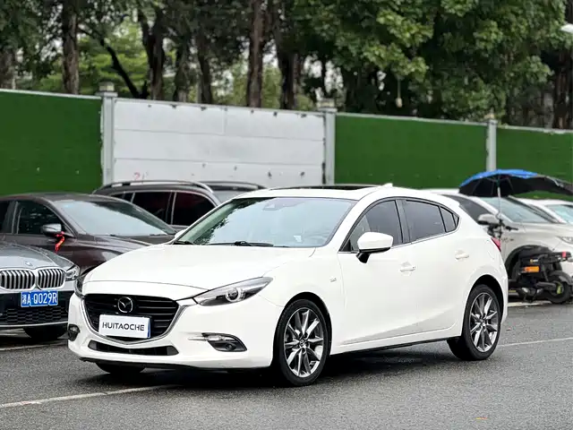 MAZDA 3 ANGKESAILA