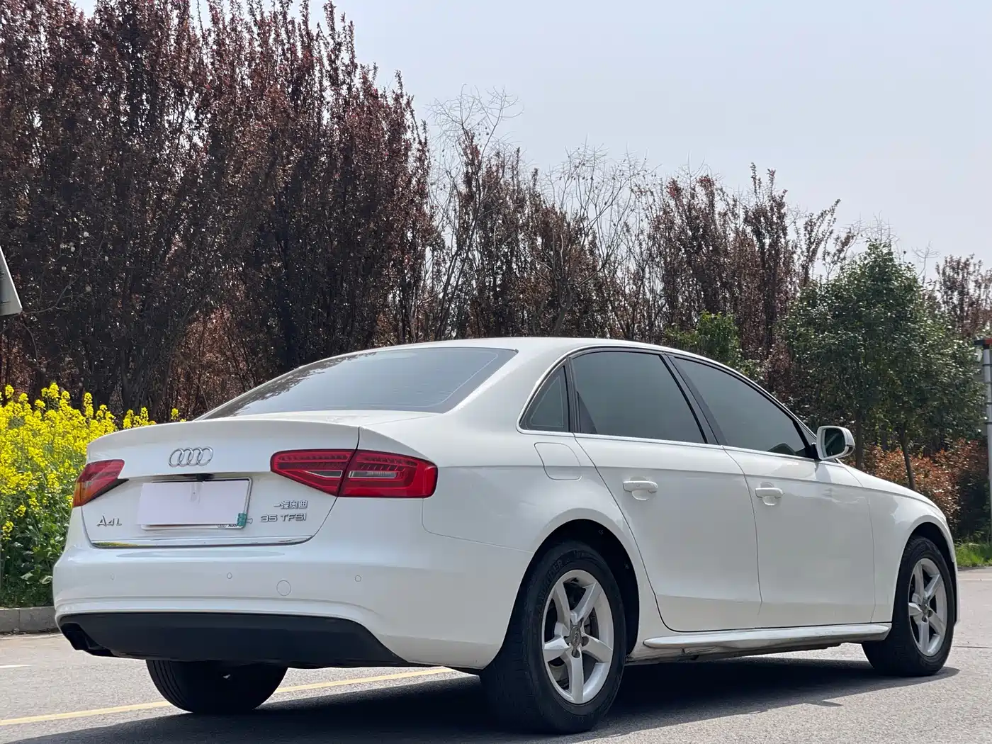 Audi A4L 2013 35 TFSI Automatic Comfort фото 7