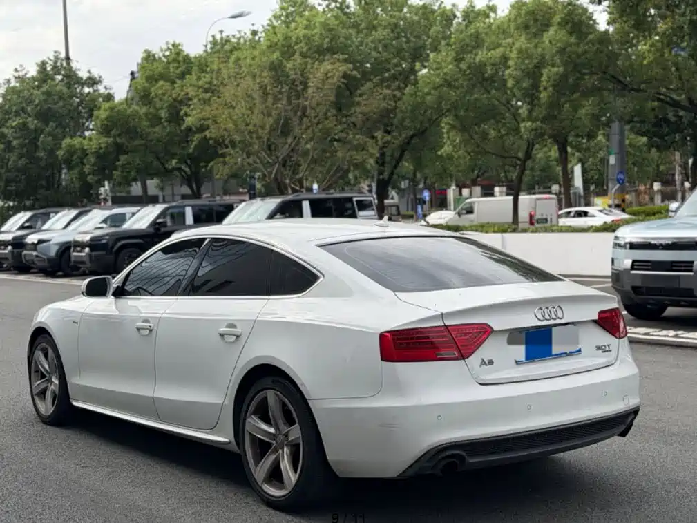 Фото 9 - Audi A5 (Import)