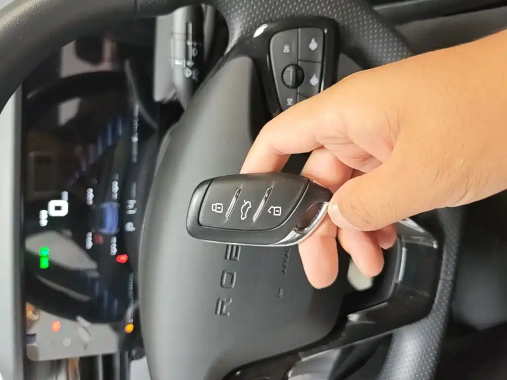 Фото 9 - Roewe i5