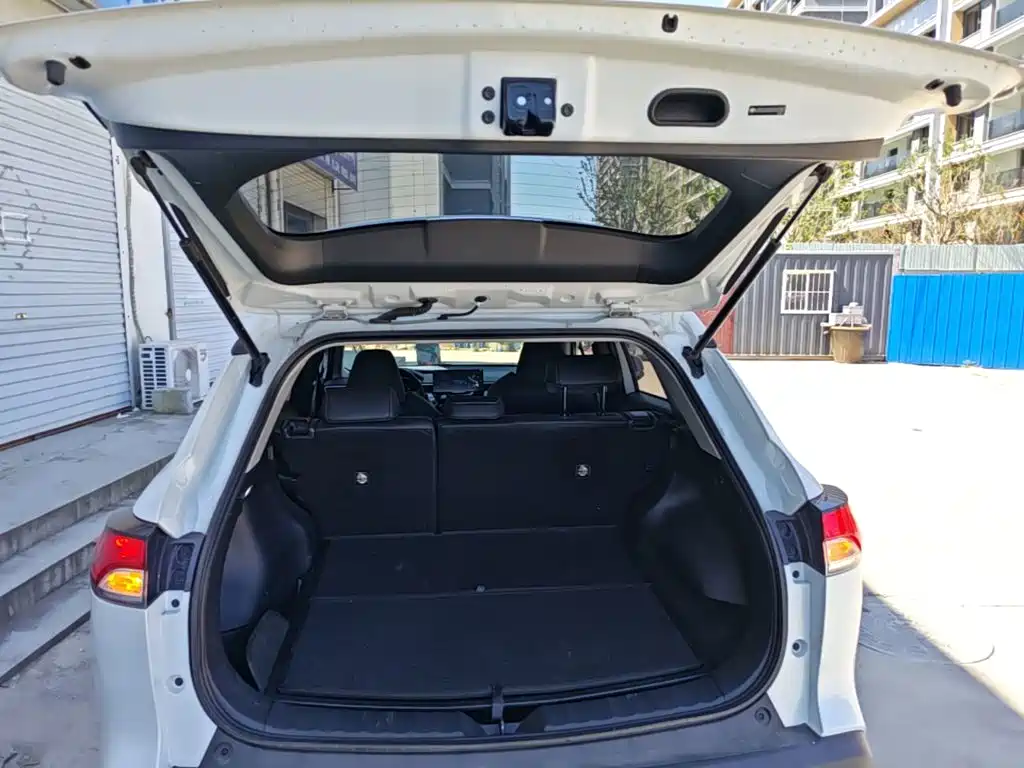 Photo 19 - Toyota Frontlander