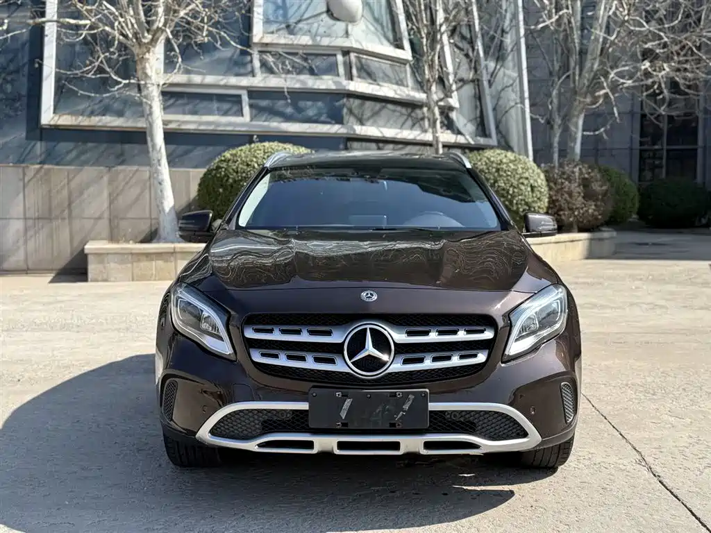 Mercedes-Benz GLA 2018 GLA 200 Fashion фото 10