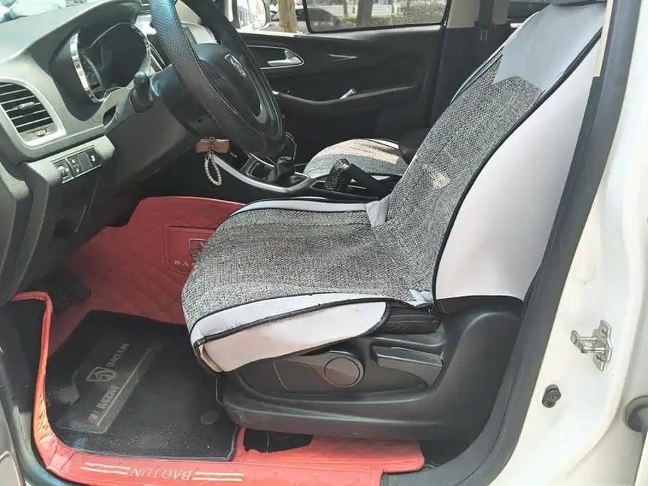 Baojun 560 2017 2016 1.8L Manual Value