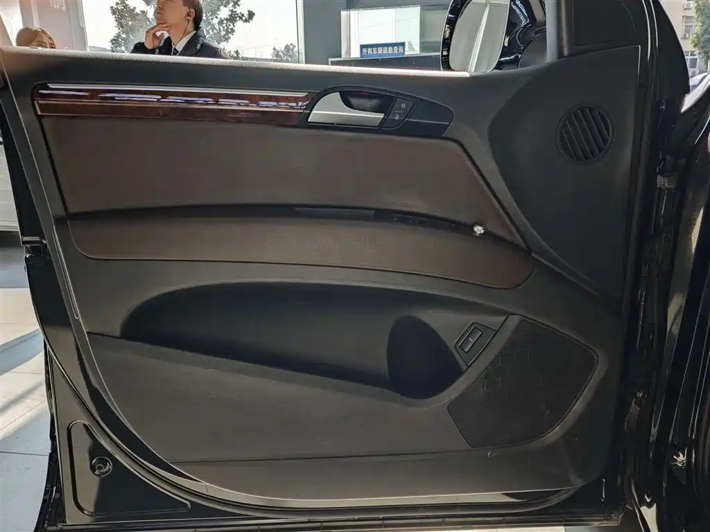 Audi Q7 2015 35 TFSI Progressive фото 17