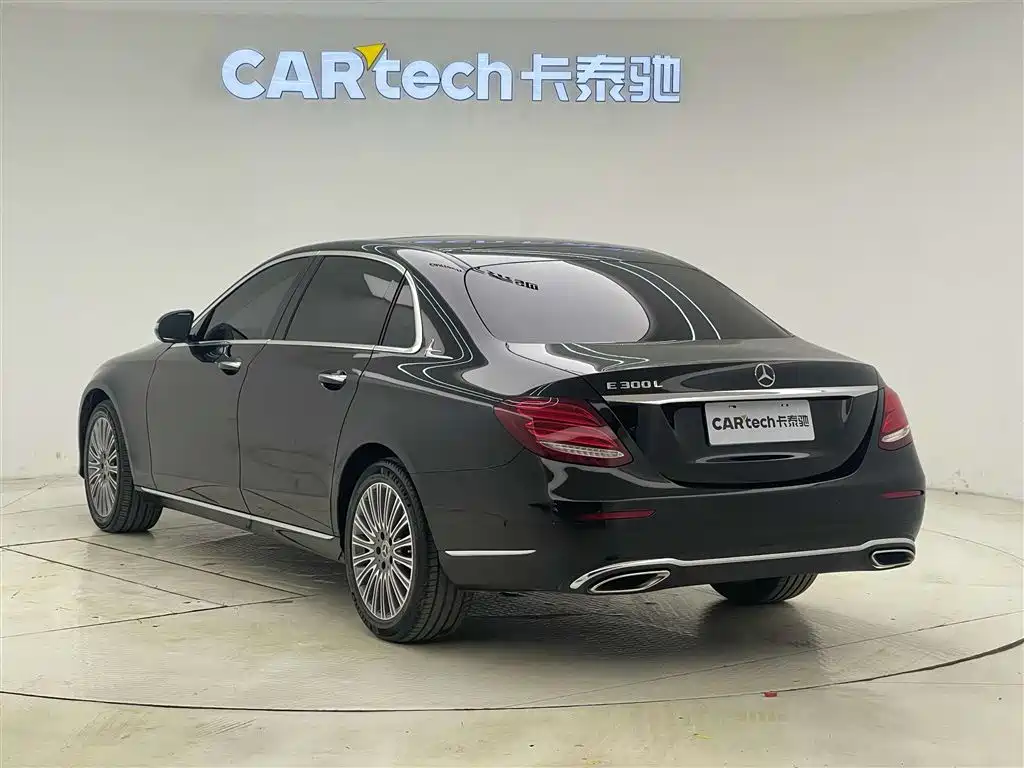 Mercedes-Benz E-Class 2020 E 300 L Luxury Model фото 7