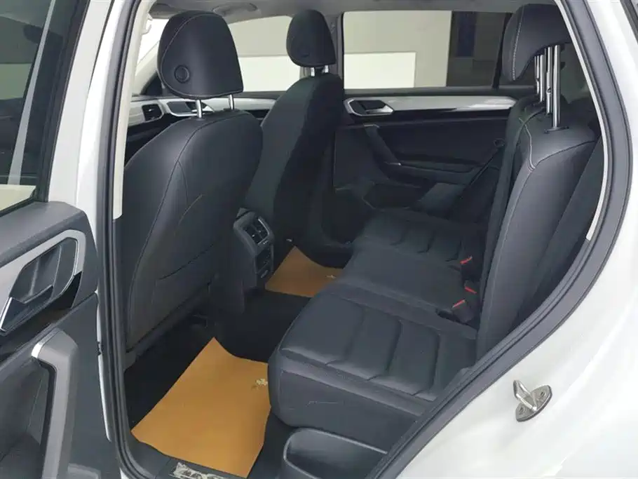 Volkswagen Tayron 2020 330TSI 2WD Luxury Smart Edition фото 11