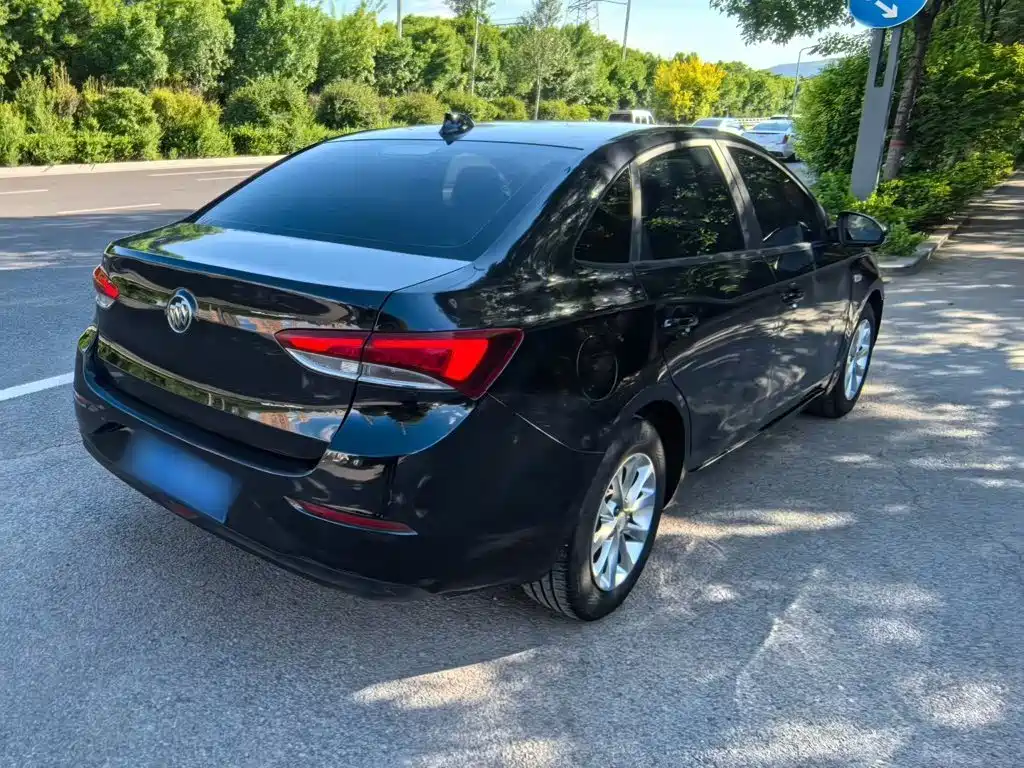 Фото 25 - Buick Excelle