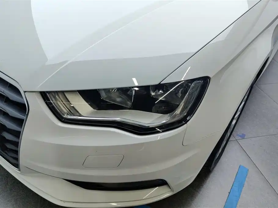 Audi A3 2016 Limousine 35 TFSI Progressive фото 5