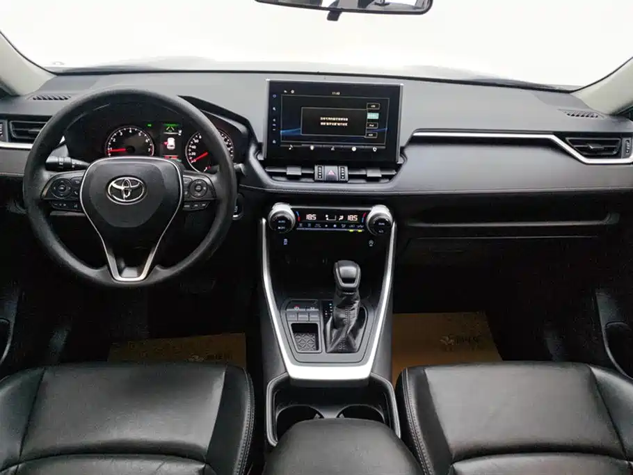 Toyota Wildlander 2020 2.0L CVT 2WD Luxury Edition фото 12