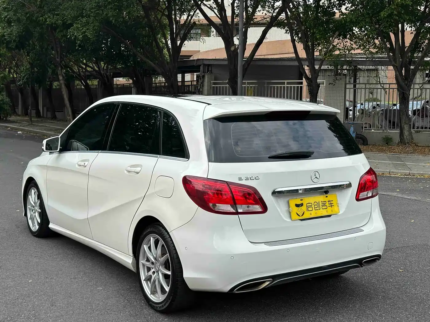 Mercedes-Benz B-Class 2015 B 200 Dynamic фото 4