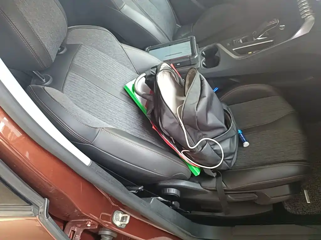 Photo 25 - Peugeot 4008