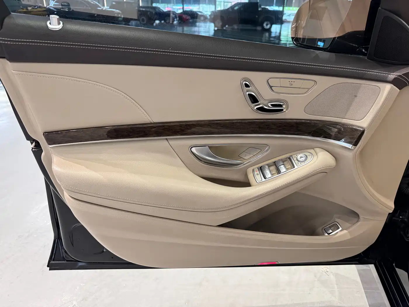 Mercedes-Benz S-Class 2014 S 320 L Business фото 13