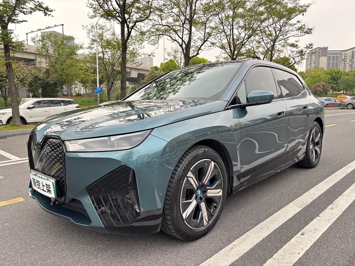 BMW iX 2022 xDrive40