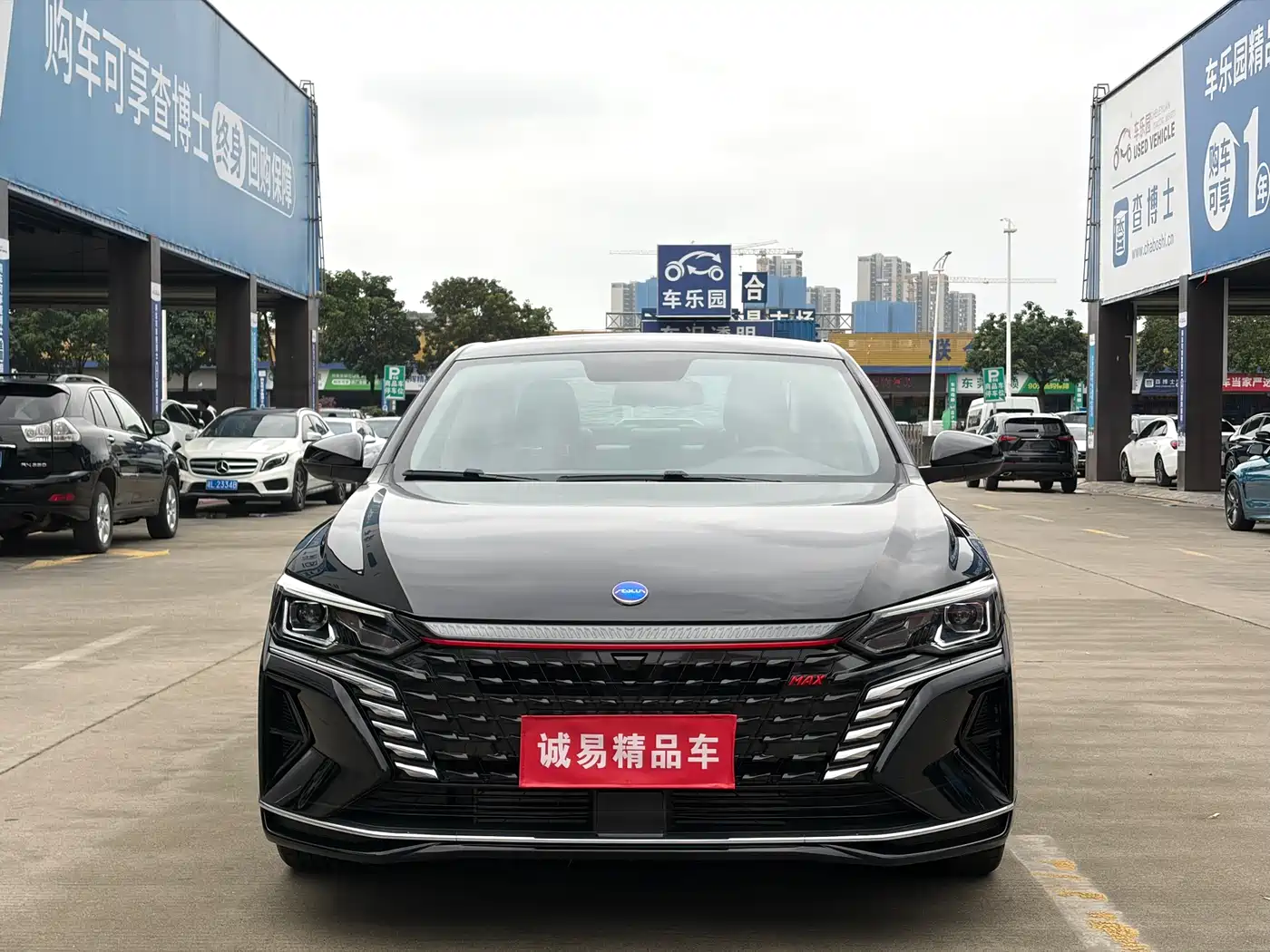 DONGFENG YI HYUN MAX