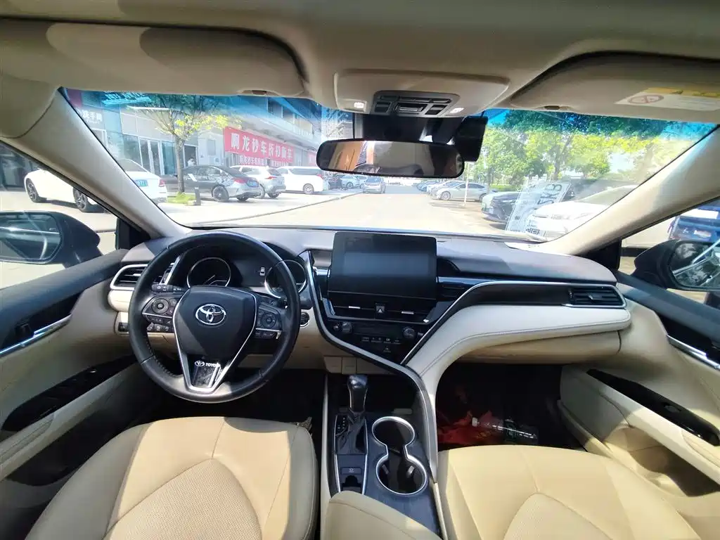 Toyota Camry 2023 2021 2.0G Luxury Edition