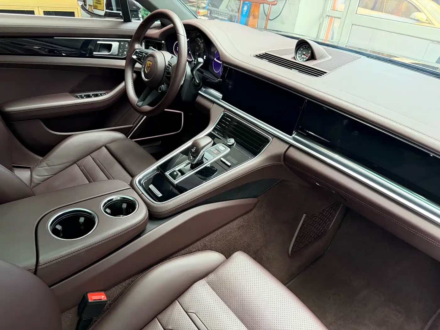Porsche Panamera 2022 Panamera 4 Executive Long Wheelbase 2.9T фото 42