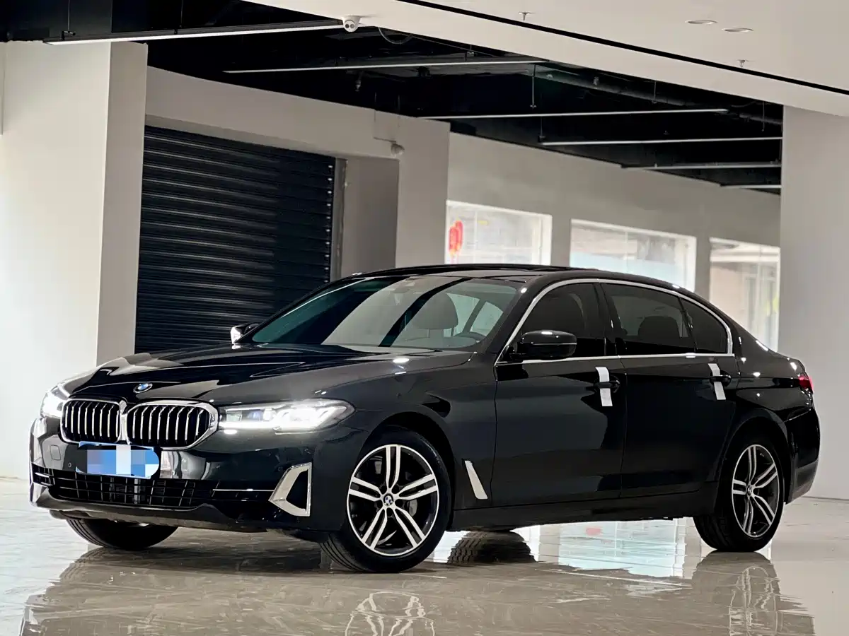 BMW 5 Series 2022 Facelift 530Li Leading Luxury Package