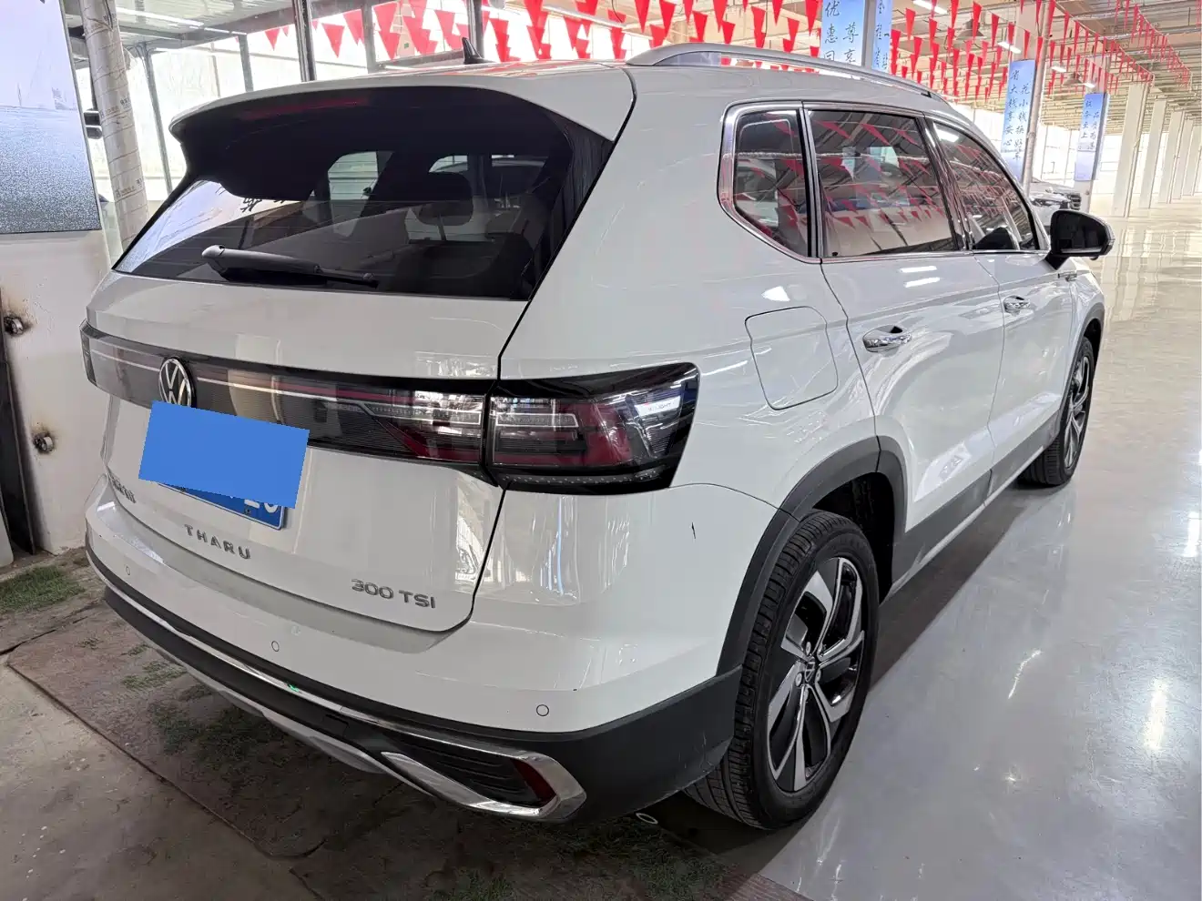 Volkswagen Tharu 2023 300TSI 2WD Full Moon Edition фото 19