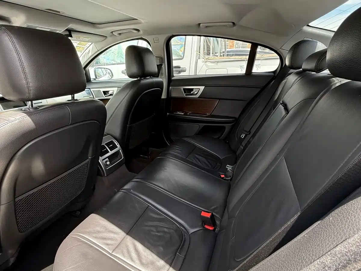 Jaguar XF 2014 2014 XF 3.0 SC Elegance Edition