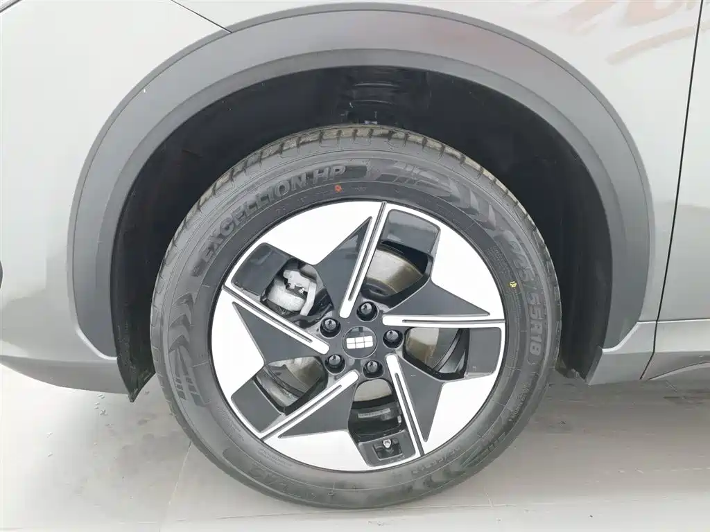 GEELY GALAXY GALAXY E5