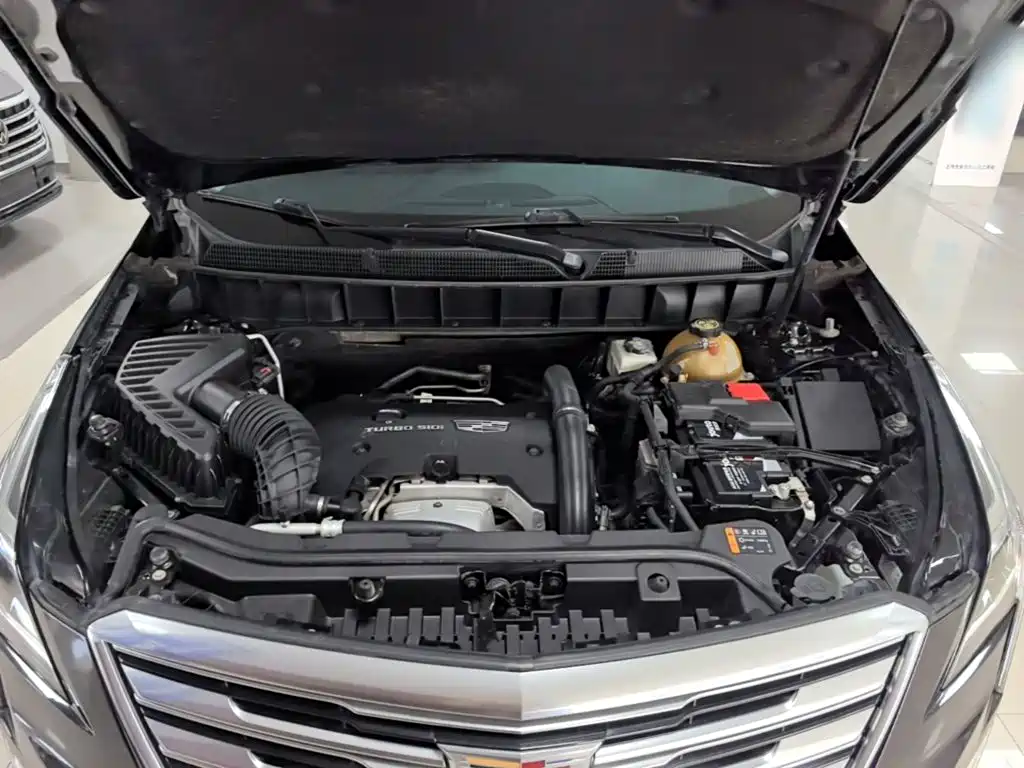 Cadillac XT5 2016 2016 28T AWD Luxury Model