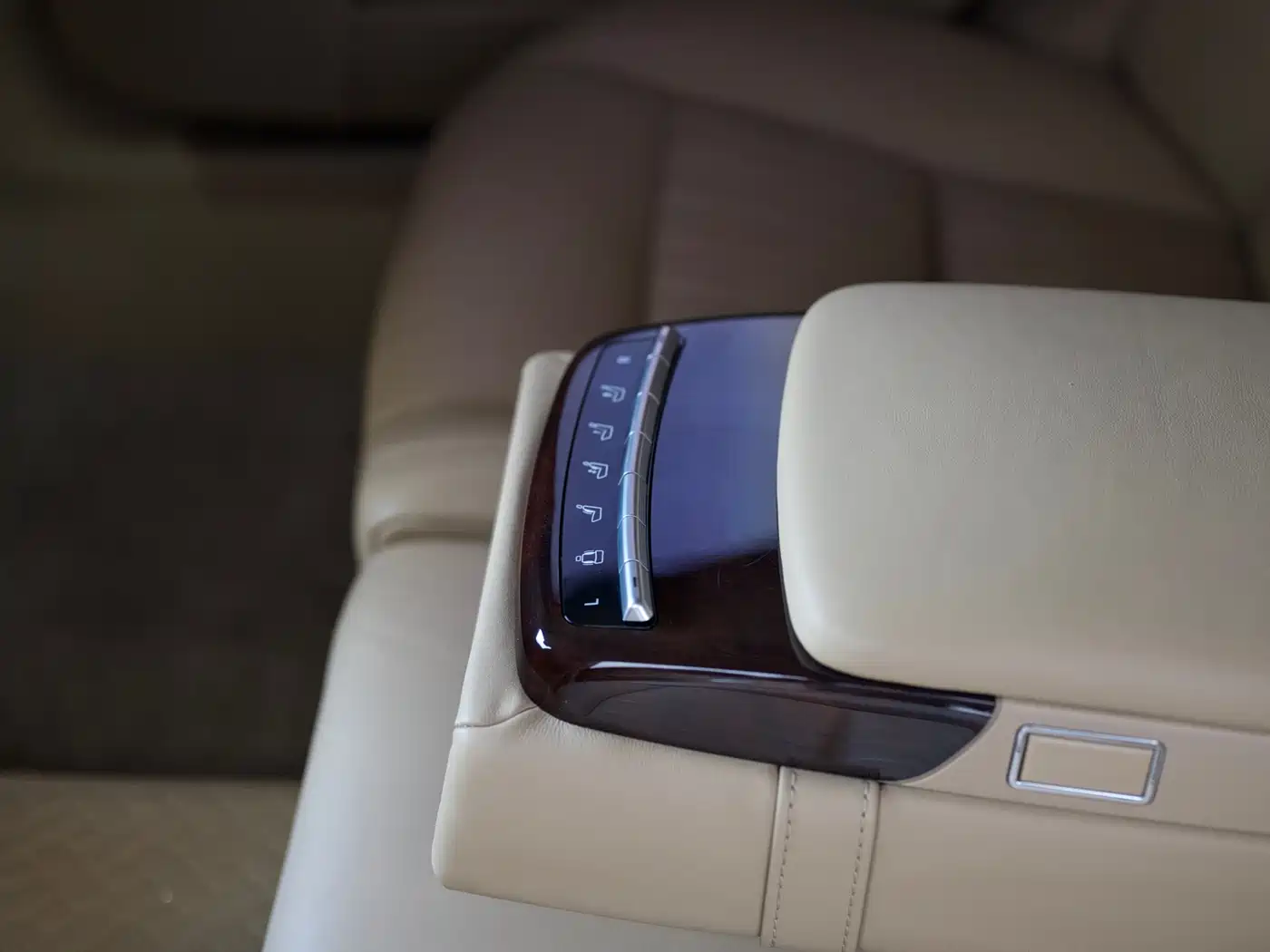 Mercedes-Benz S-Class 2010 S 600 L фото 14