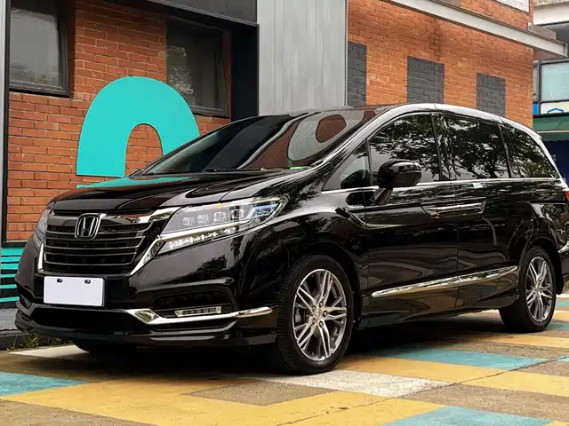 Honda Elysion 2019 2.0L Hybrid Luxury Edition