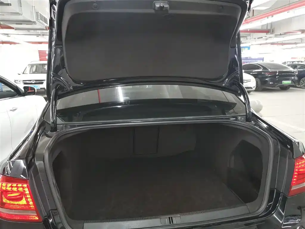 Volkswagen Magotan 2016 1.8TSI Smart Leading фото 19