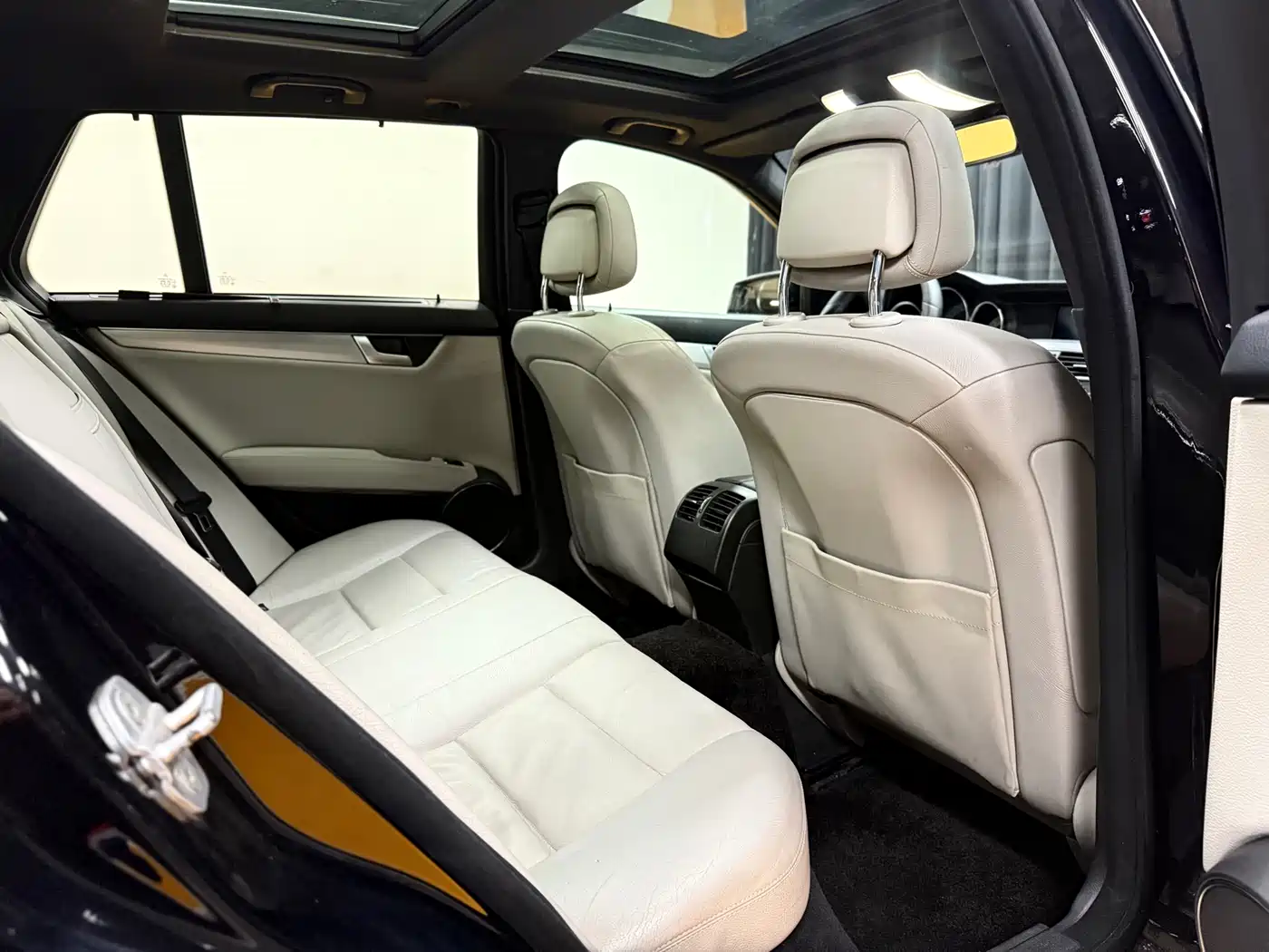 Mercedes-Benz C-Class (Import) 2011 C 200 Luxury Sports Wagon фото 12
