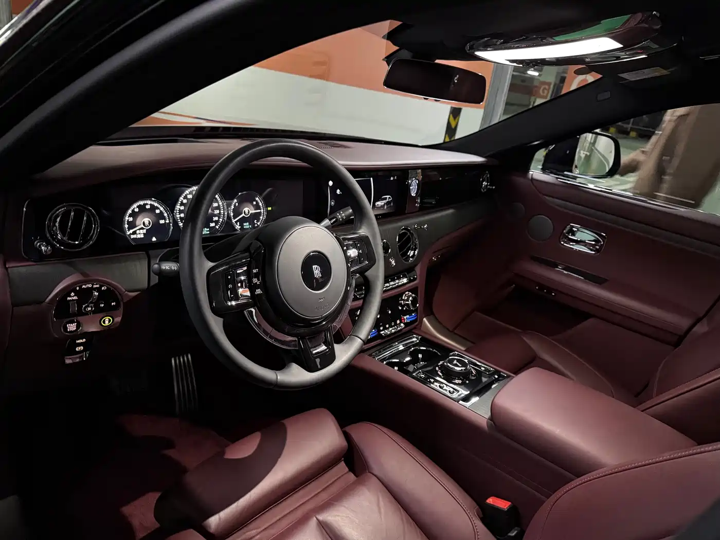 Rolls-Royce Ghost 2024 6.7T Standard Wheelbase фото 4