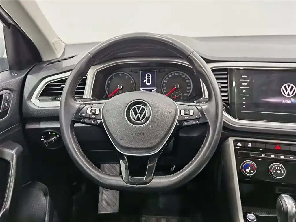 Volkswagen T-ROC 2022 280TSI DSG 2WD Elite PLUS фото 11