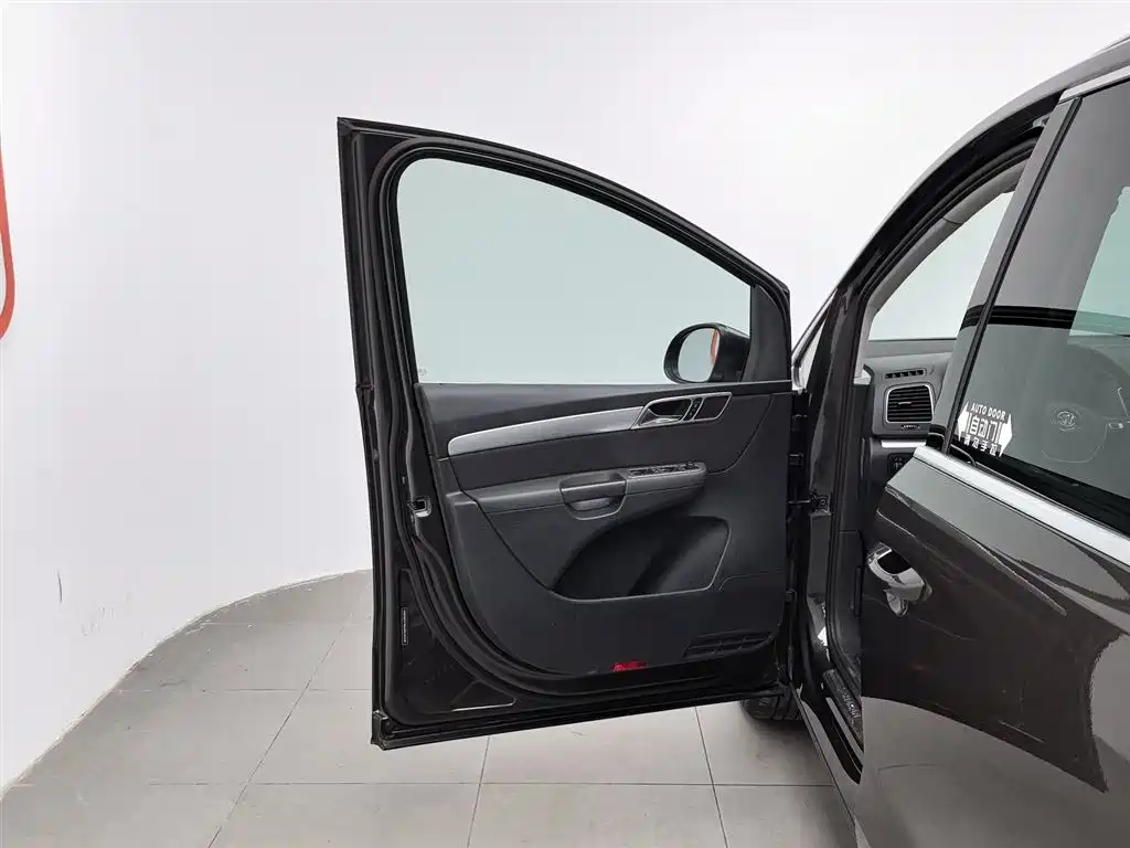 Volkswagen Sharan 2018 380TSI Comfort 7-Seater фото 8