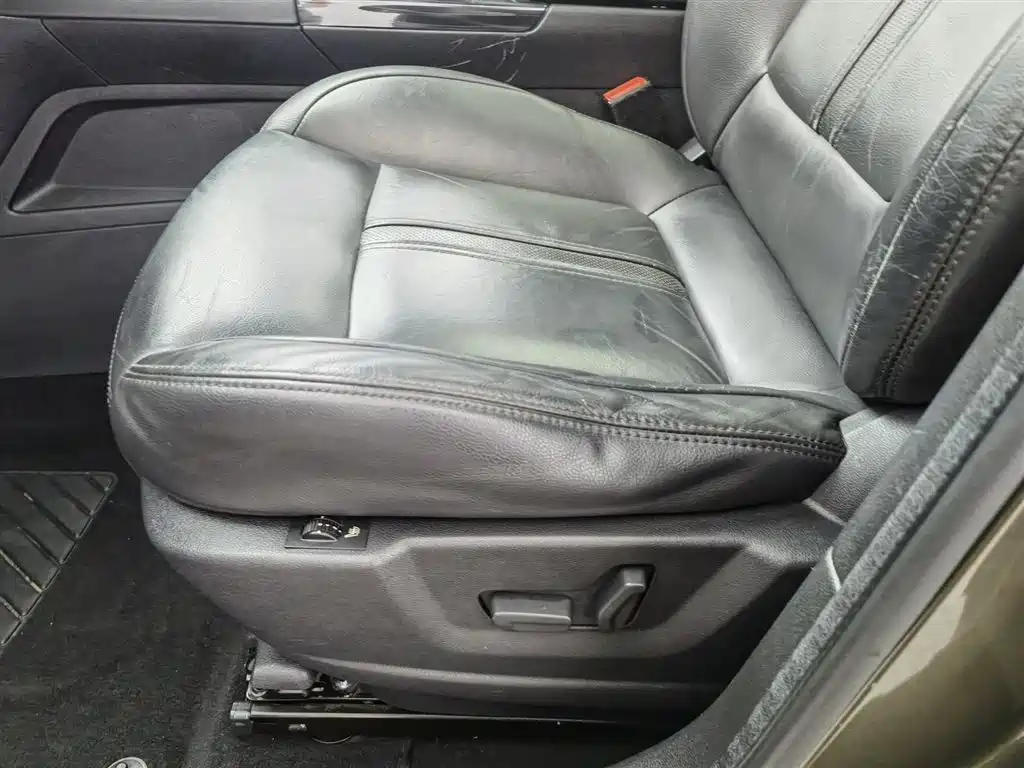 Peugeot 3008 2013 2.0L Automatic Trend Edition фото 20