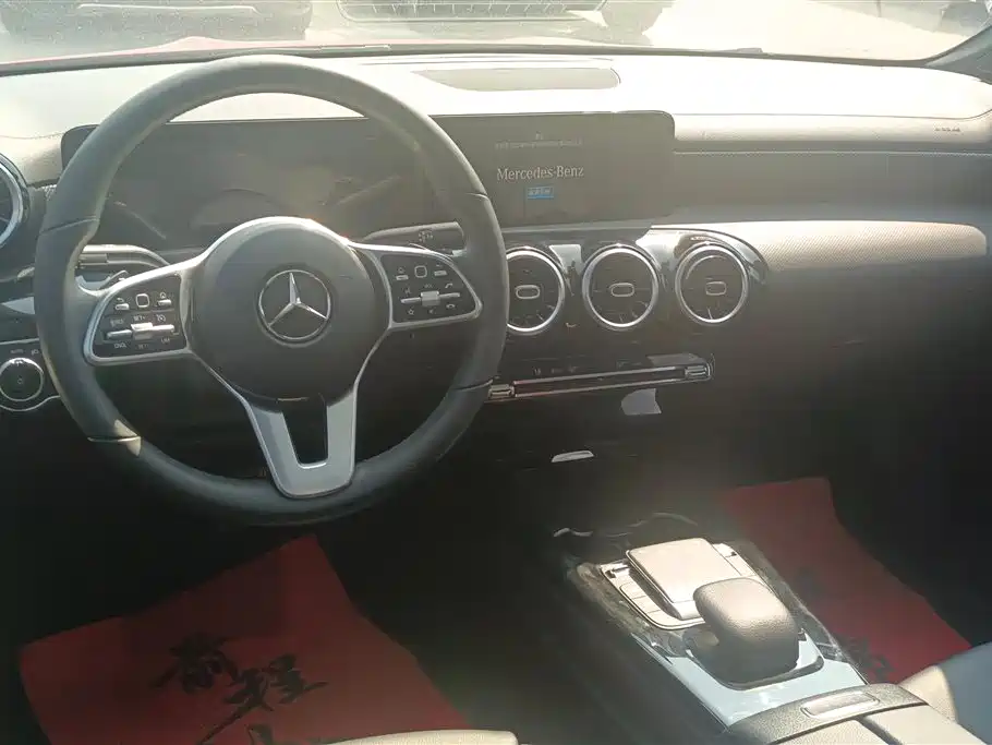 MERCEDES-BENZ A CLASS