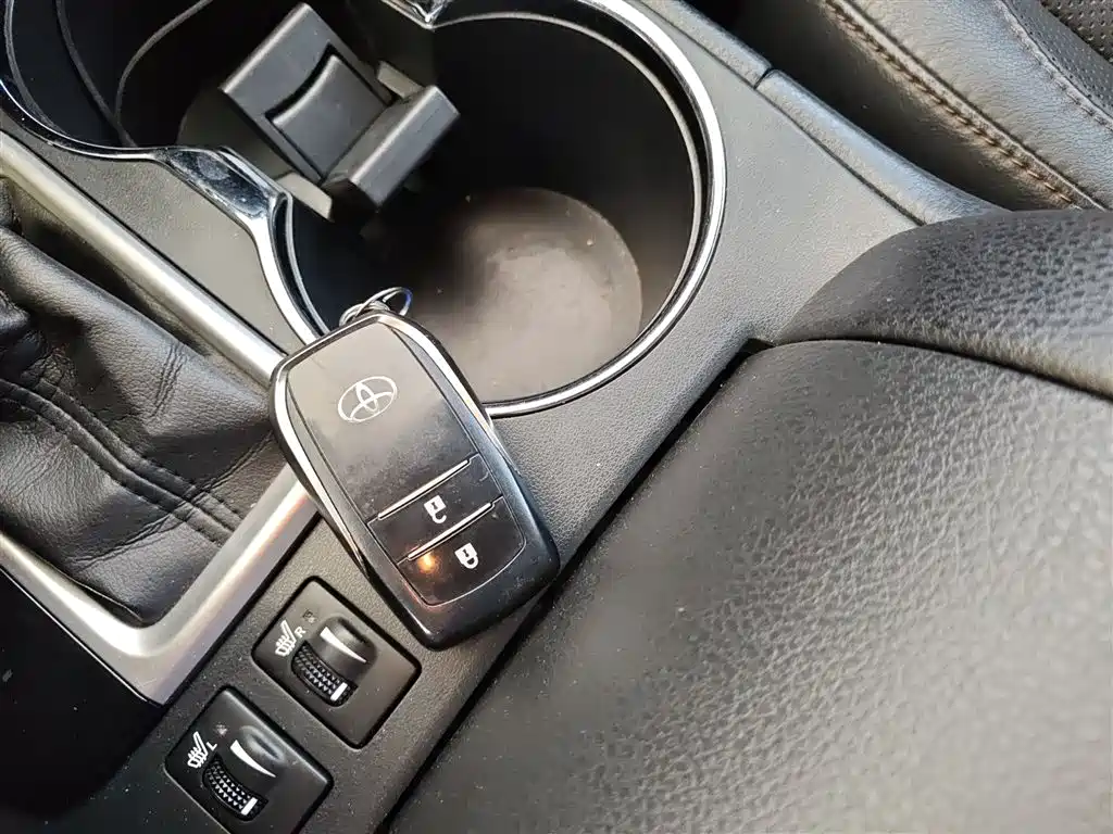 Toyota Highlander 2015 2.0T AWD Luxury Edition 7-seater фото 9