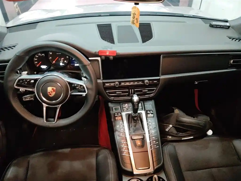 Porsche Macan 2018 Macan 2.0T фото 6