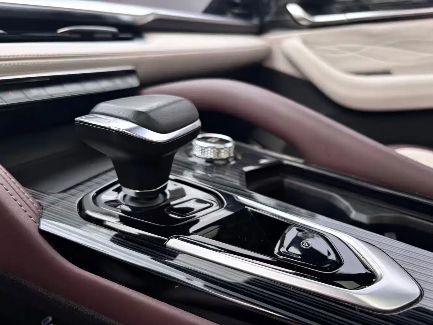 GEELY AUTOMOBILE XINGYUE L