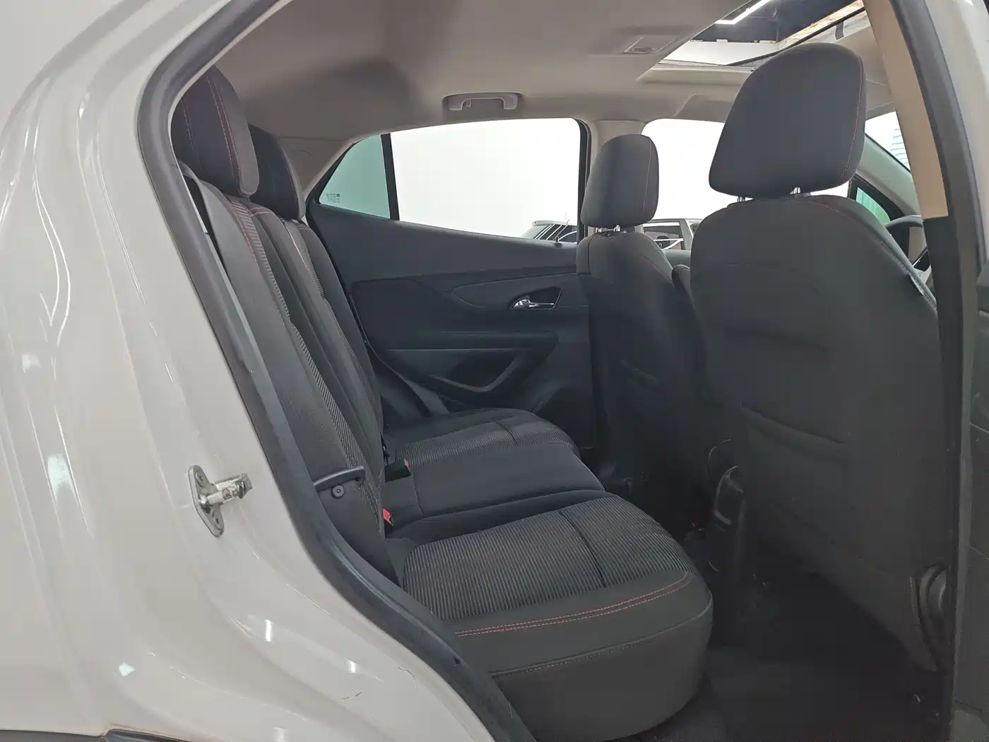Buick Encore 2017 18T Automatic 2WD Urban Leading фото 9