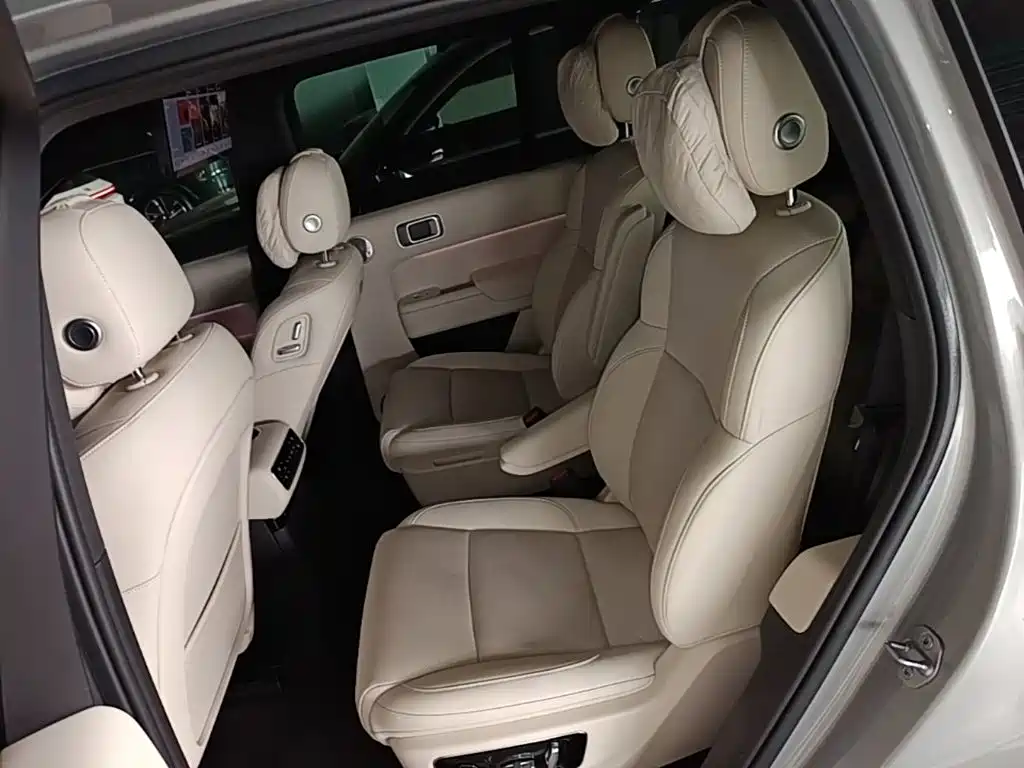 Li Auto L8 2025 2025 Ultra Smart Renewal Edition