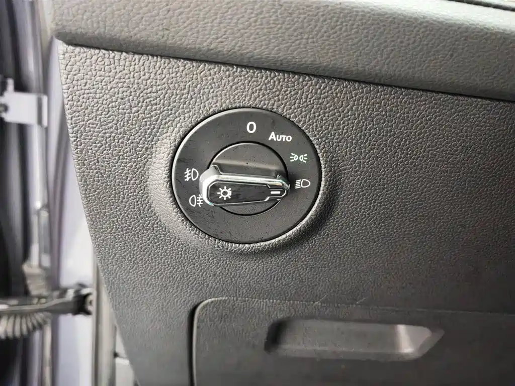 Volkswagen Tharu 2019 Model 330TSI 4WD Flagship Edition China VI фото 21