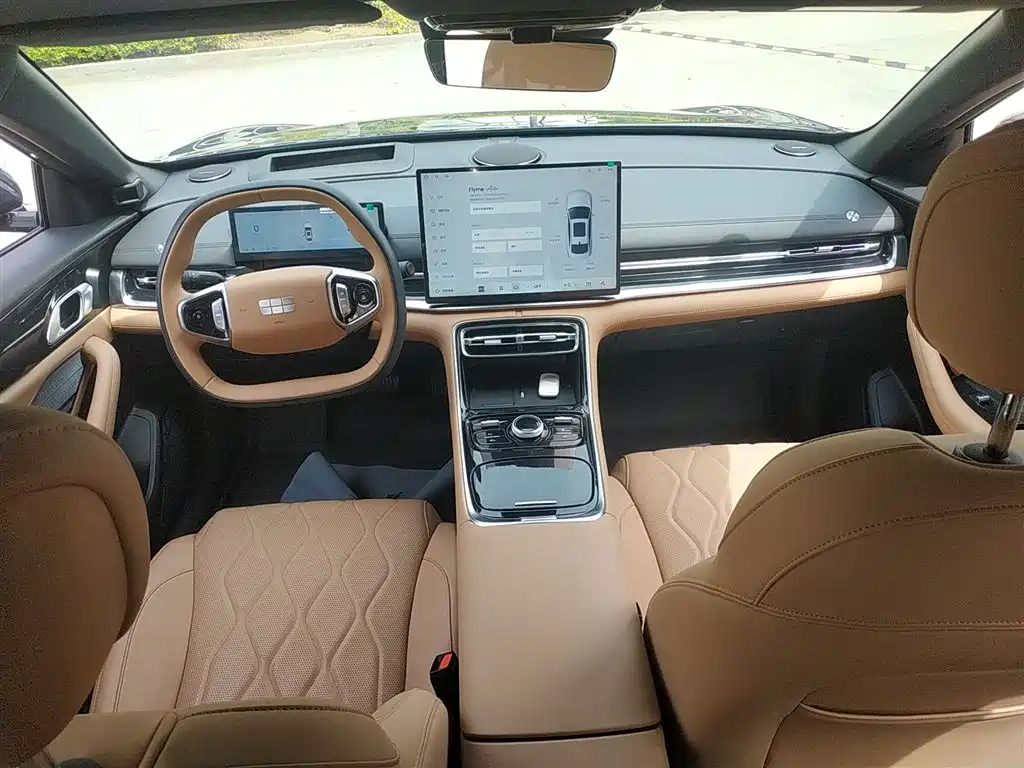 Geely Galaxy Galaxy A7 2025 EM-i фото 10
