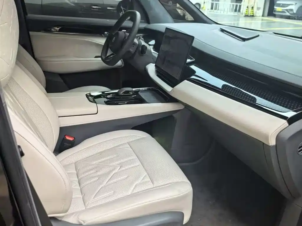 ZEEKR EXTREME KRYPTON 009