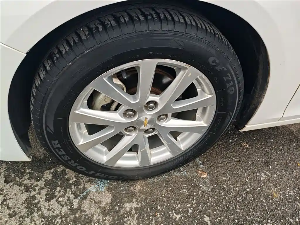 Chevrolet Malibu 2014 2.0L Automatic Luxury фото 23
