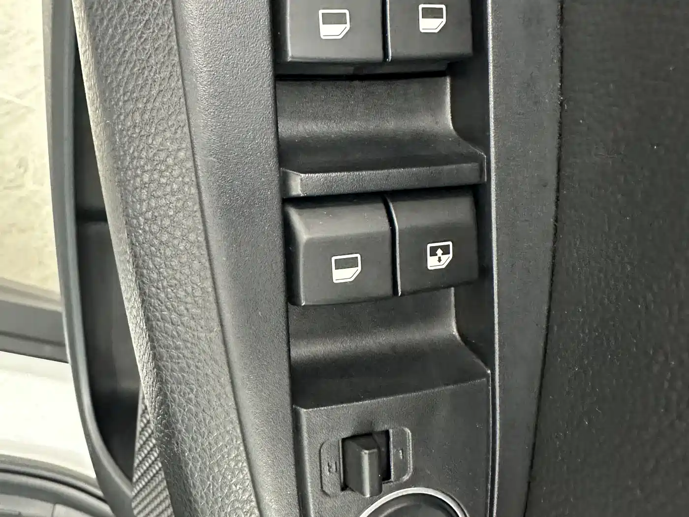 Kia Seltos 2023 1.5L CVT Luxury Edition фото 11